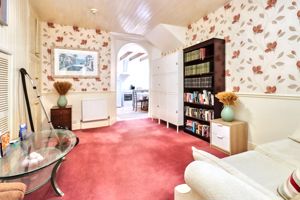 Lounge- click for photo gallery